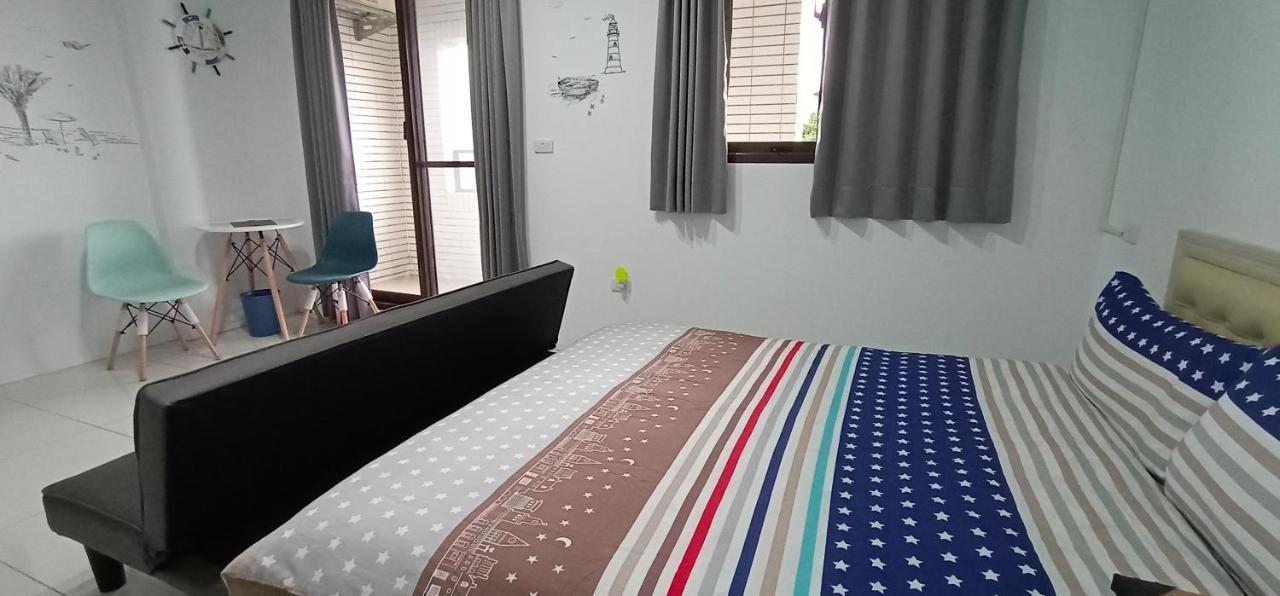 Yu Hai B&B Джиаоси Екстериор снимка