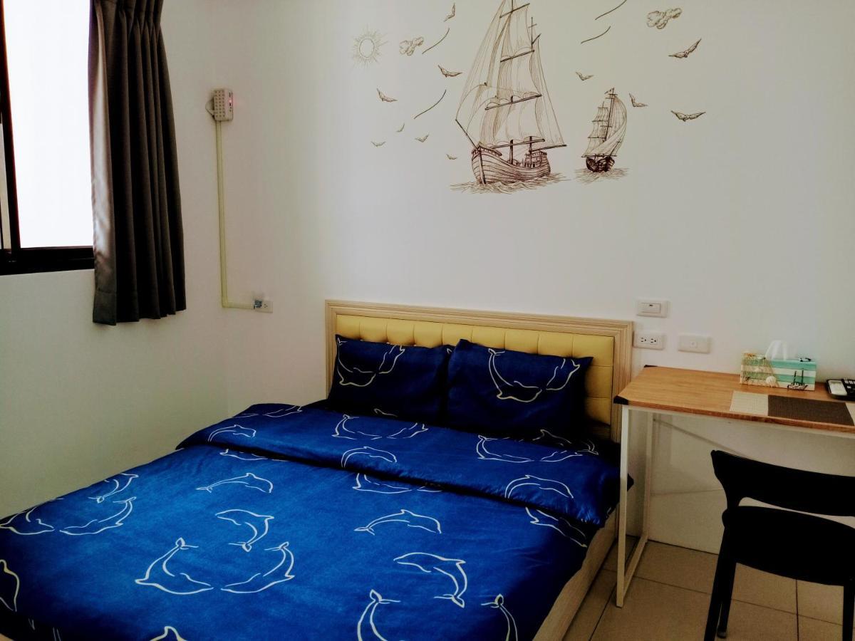 Yu Hai B&B Джиаоси Екстериор снимка