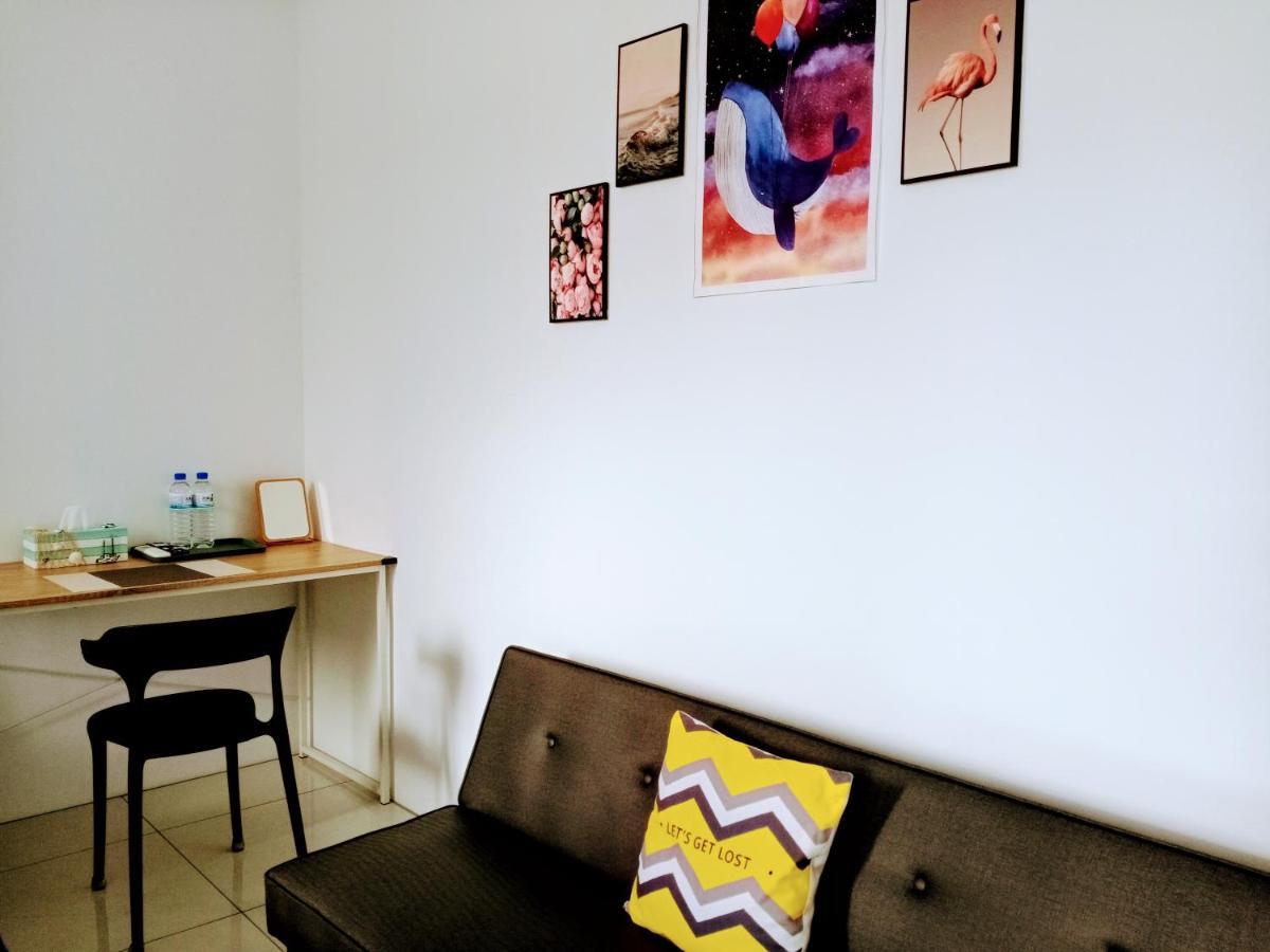 Yu Hai B&B Джиаоси Екстериор снимка